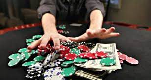 Онлайн казино Poperlo Casino